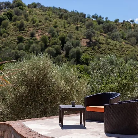 Captivating House Surrounded By Olive Grove In Seferihisar * Σμύρνη