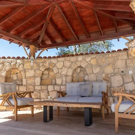 Captivating House Surrounded By Olive Grove In Seferihisar * إزمير